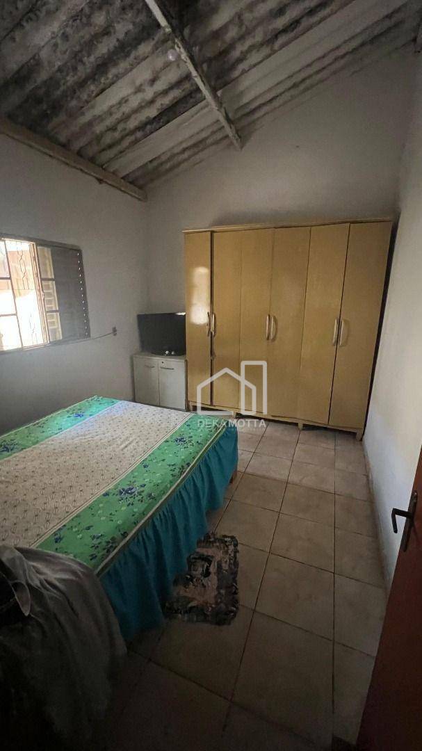 Casa à venda com 3 quartos, 250M2 - Foto 7