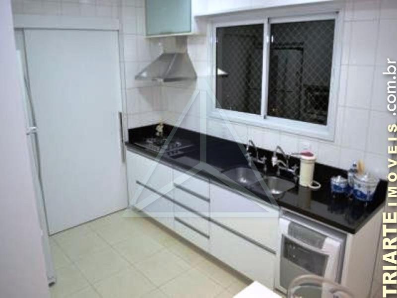 Apartamento para alugar com 3 quartos, 143m² - Foto 9