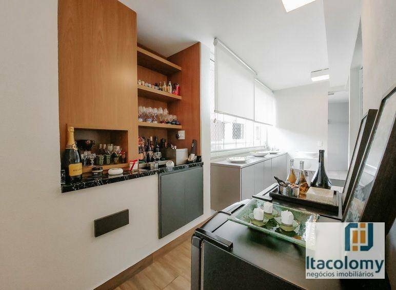 Apartamento à venda com 2 quartos, 155m² - Foto 10