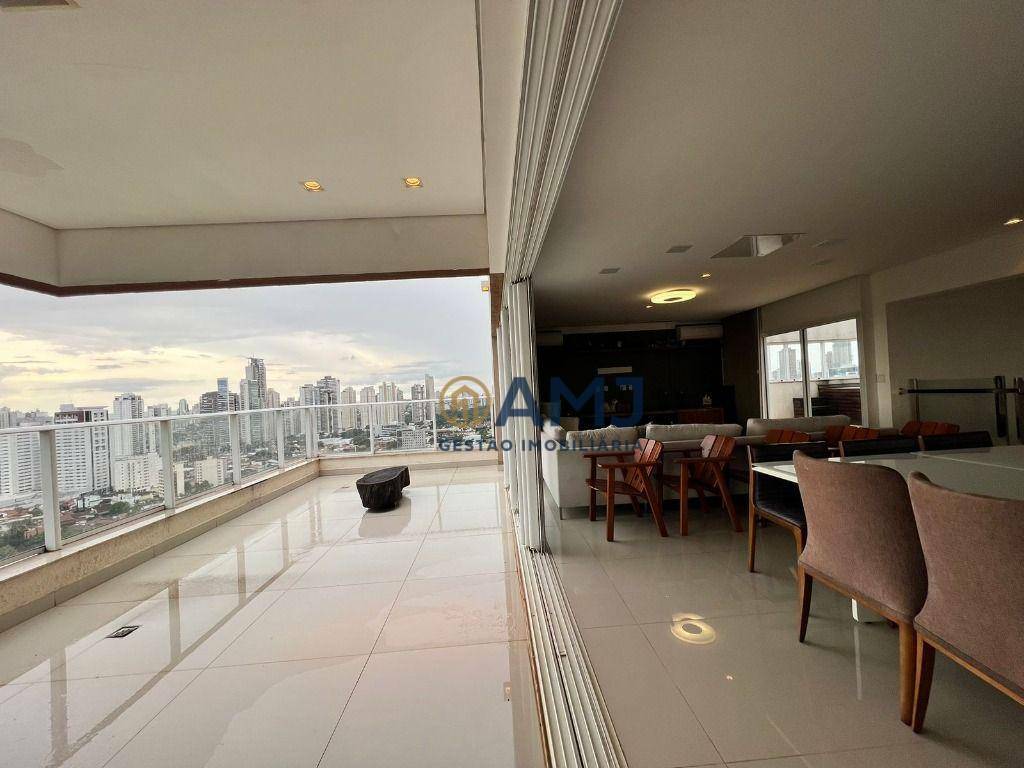 Cobertura à venda com 4 quartos, 411m² - Foto 1