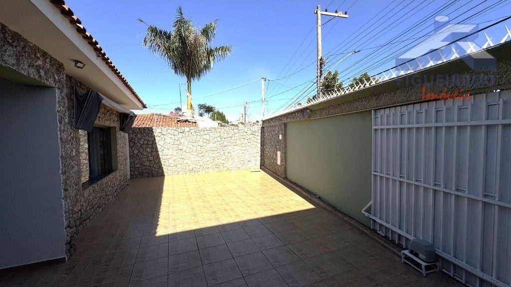 Casa, 3 quartos, 148 m² - Foto 2