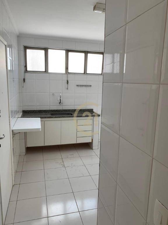 Apartamento à venda com 3 quartos, 110m² - Foto 14