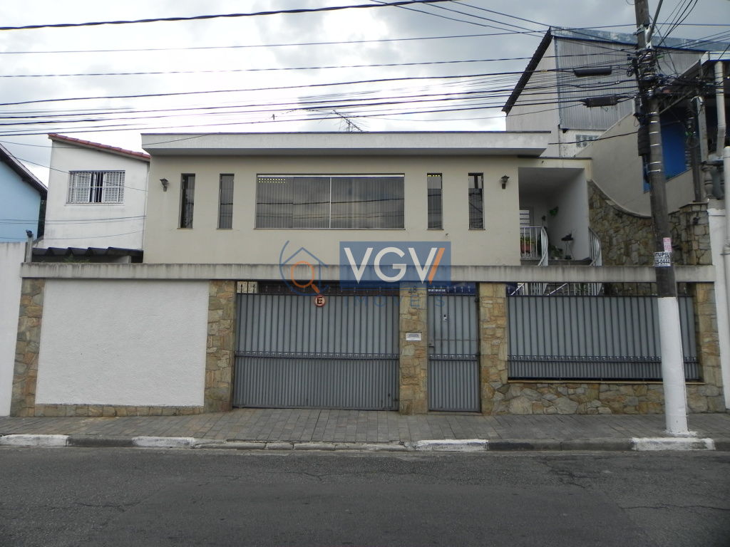 Sobrado à venda e aluguel com 3 quartos, 246m² - Foto 2