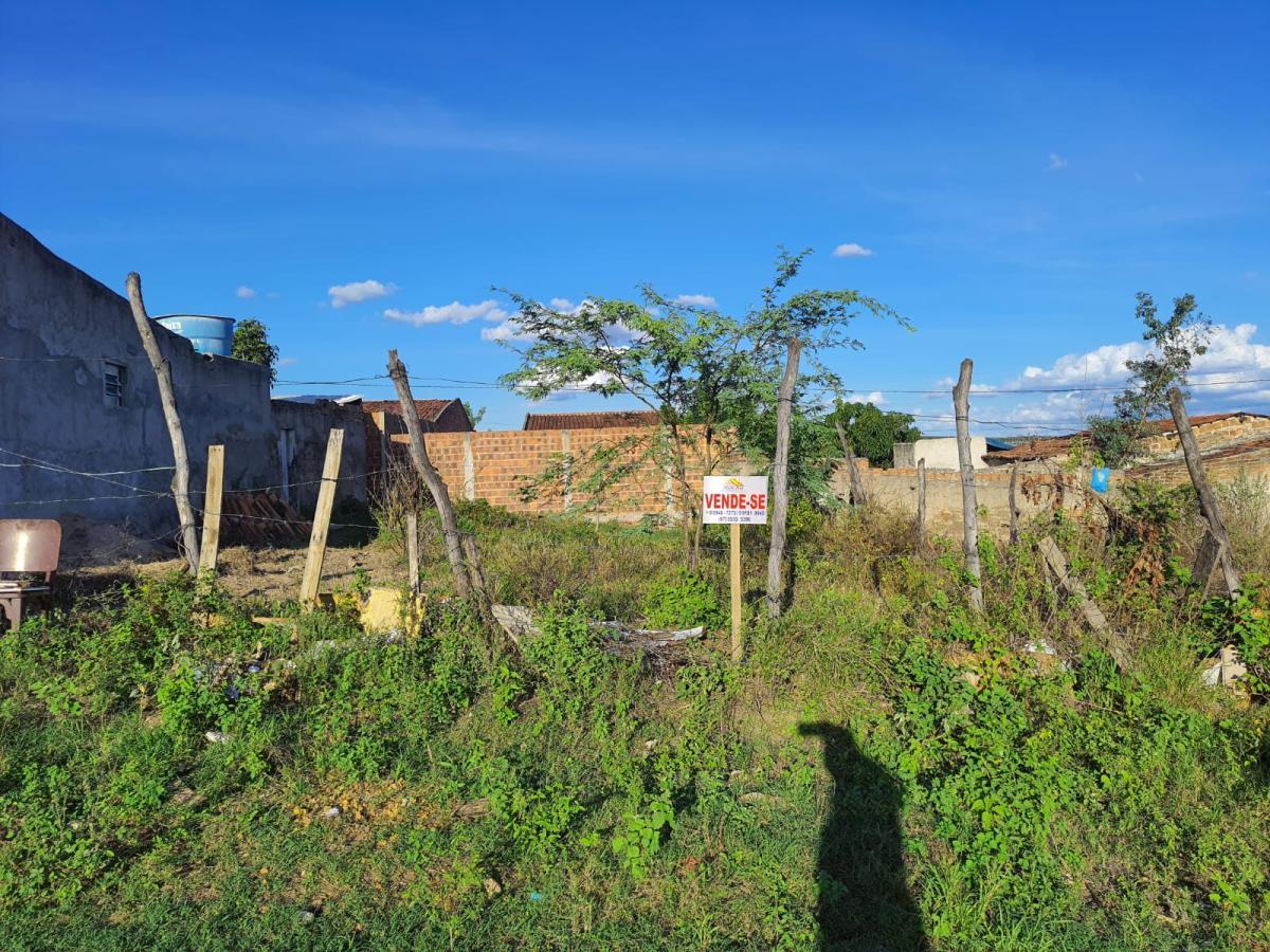 Terreno à venda, 200m² - Foto 1