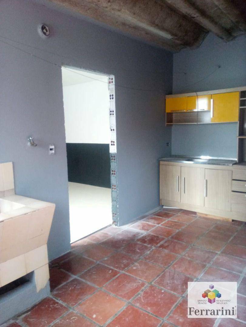 Casa para alugar com 5 quartos, 254m² - Foto 19