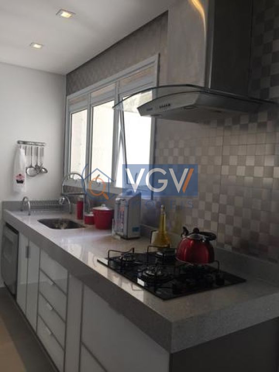 Apartamento à venda com 3 quartos, 123m² - Foto 11