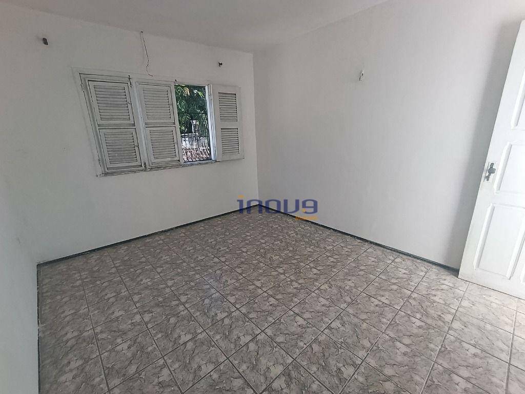 Casa à venda com 4 quartos, 203M2 - Foto 13