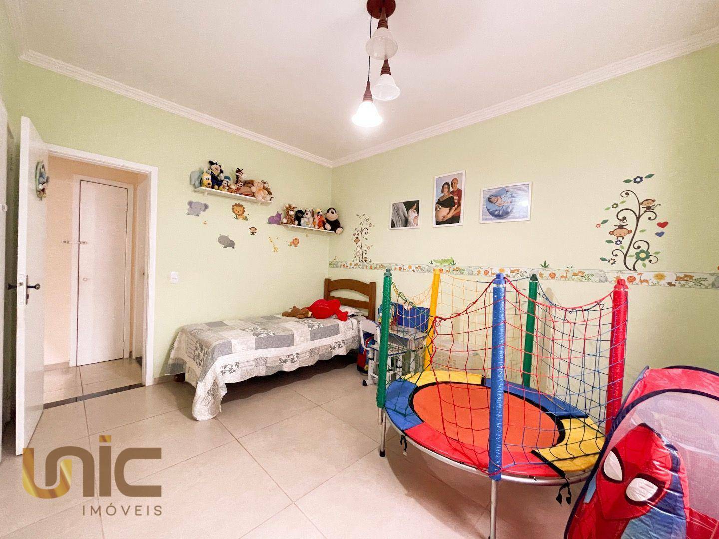 Casa à venda com 3 quartos, 196m² - Foto 12