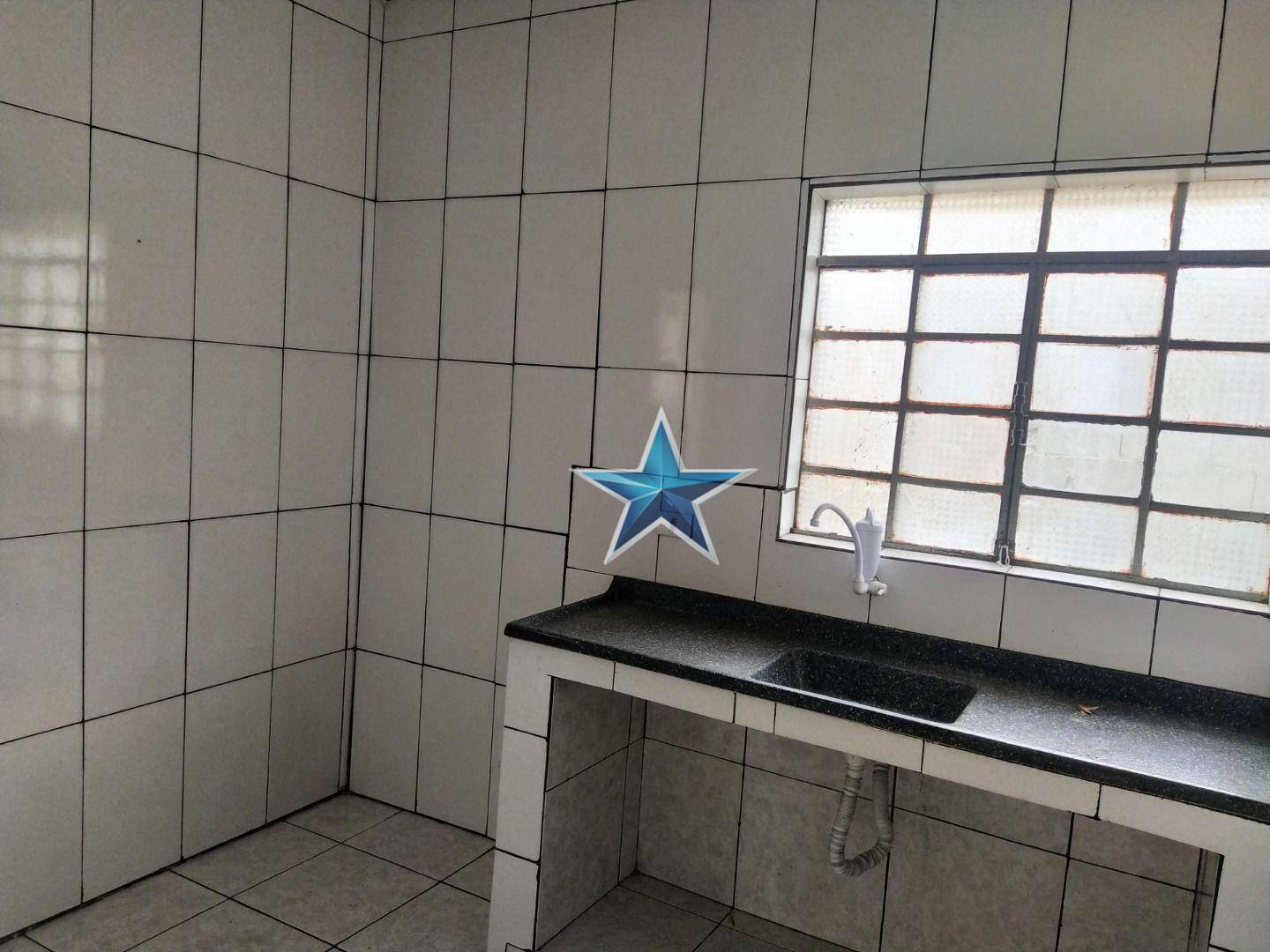 Casa à venda com 2 quartos, 140m² - Foto 9