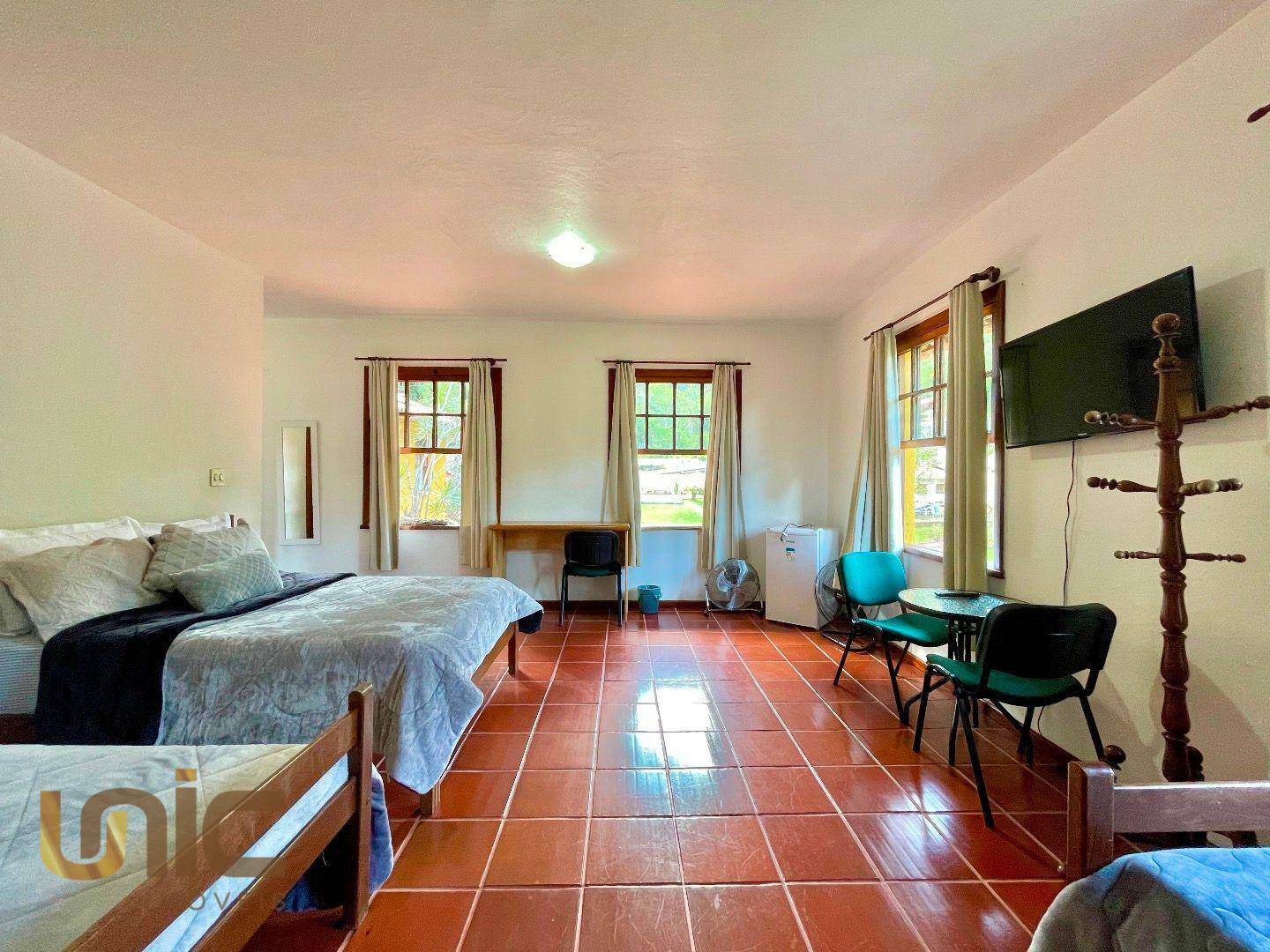 Casa à venda com 9 quartos, 400m² - Foto 19