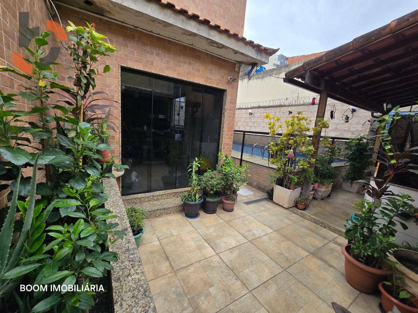 Casa à venda com 3 quartos, 213m² - Foto 9