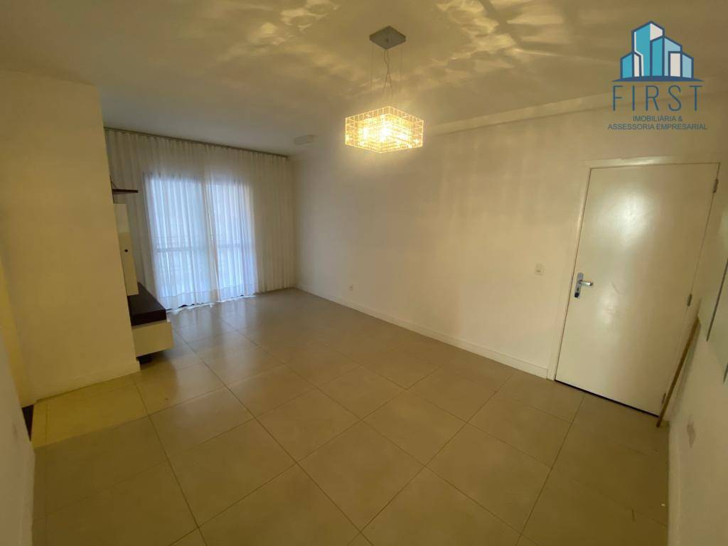 Apartamento à venda e aluguel com 3 quartos, 96m² - Foto 3