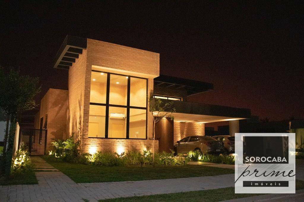 Casa de Condomínio à venda com 4 quartos, 284m² - Foto 1