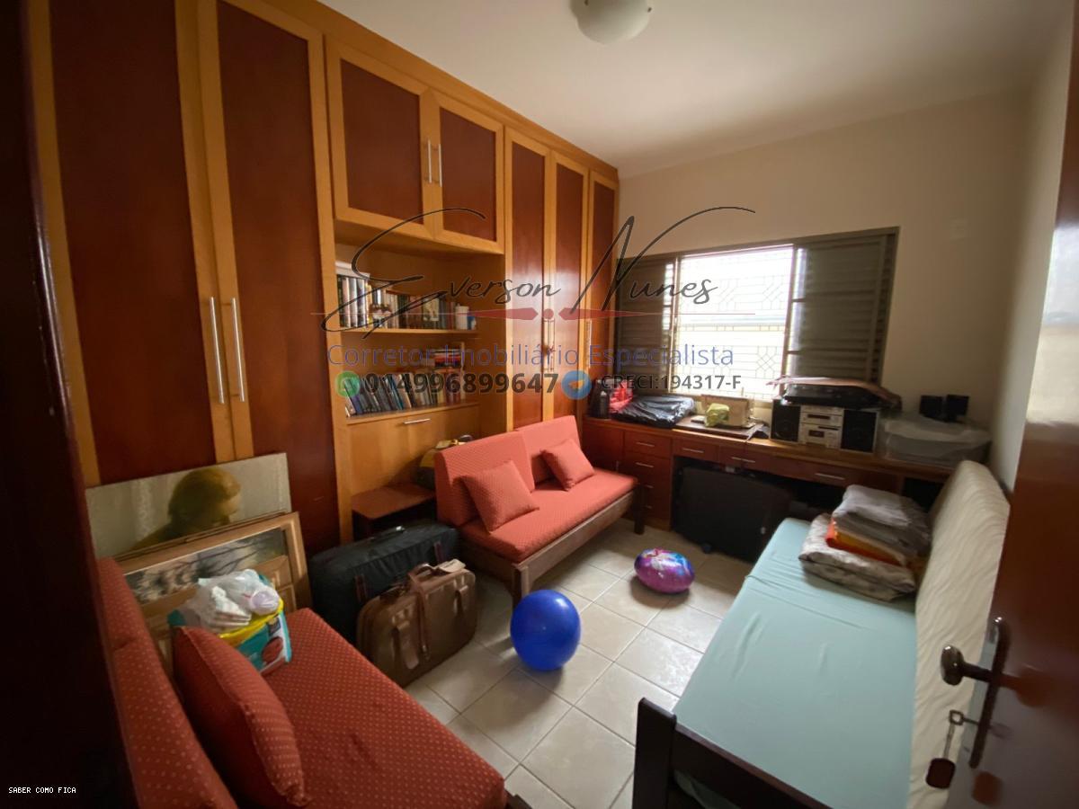 Casa à venda com 3 quartos, 360m² - Foto 20