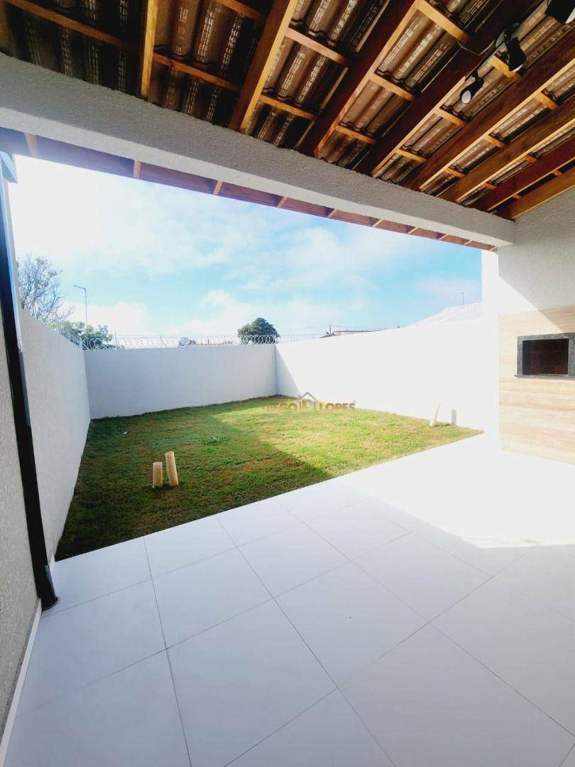 Casa à venda com 3 quartos, 90m² - Foto 9