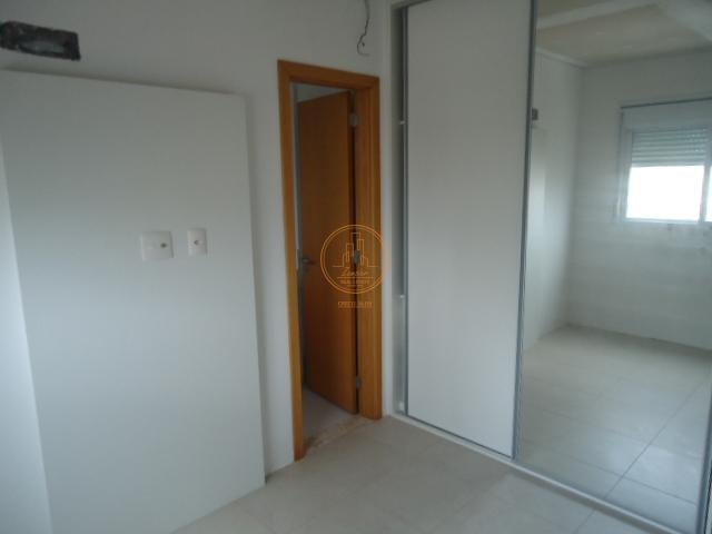 Apartamento à venda com 4 quartos, 191m² - Foto 18