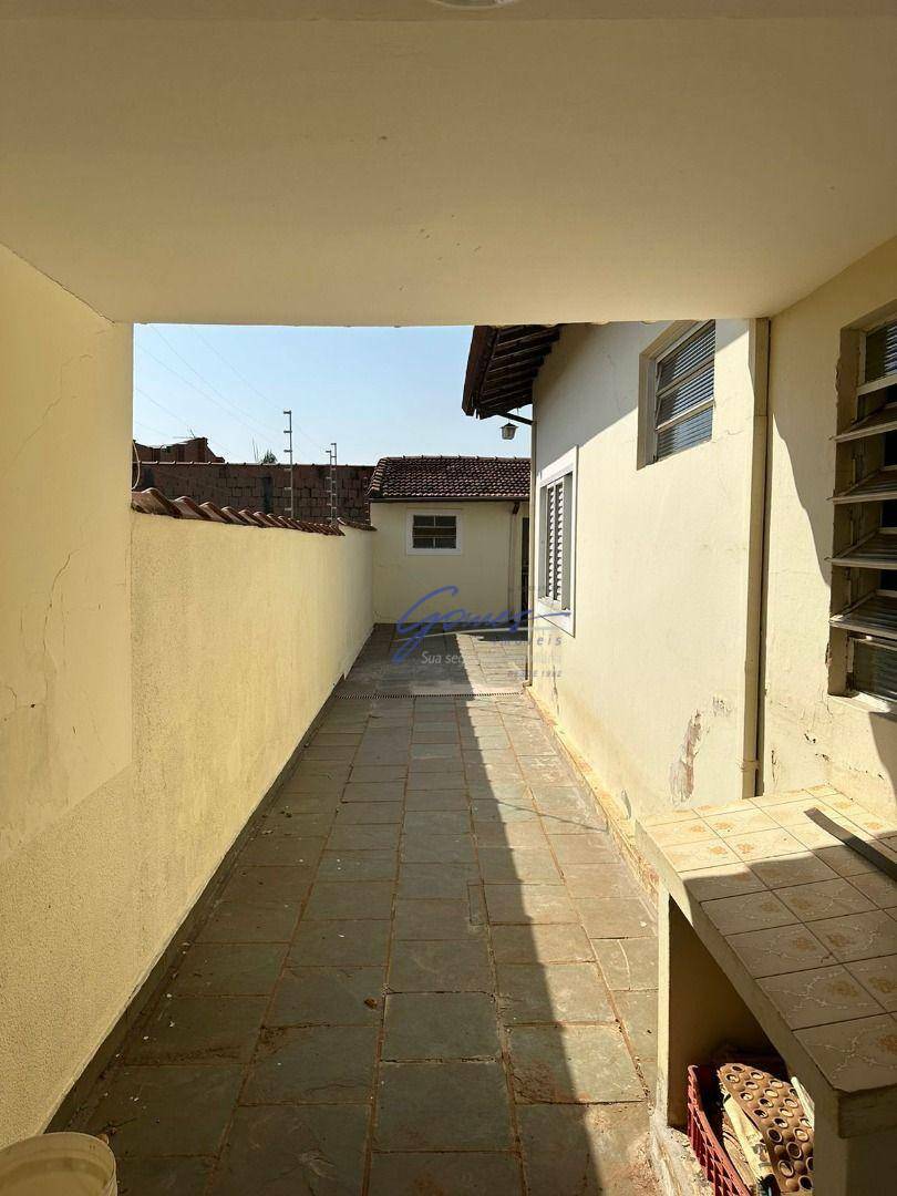 Casa à venda com 3 quartos, 278m² - Foto 22