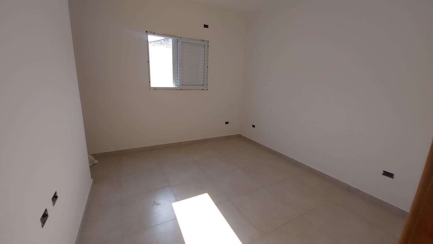 Casa à venda com 2 quartos, 200m² - Foto 12