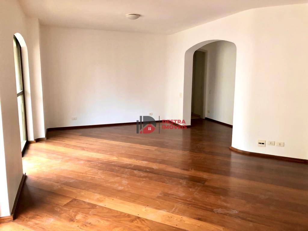 Apartamento à venda com 3 quartos, 141m² - Foto 6