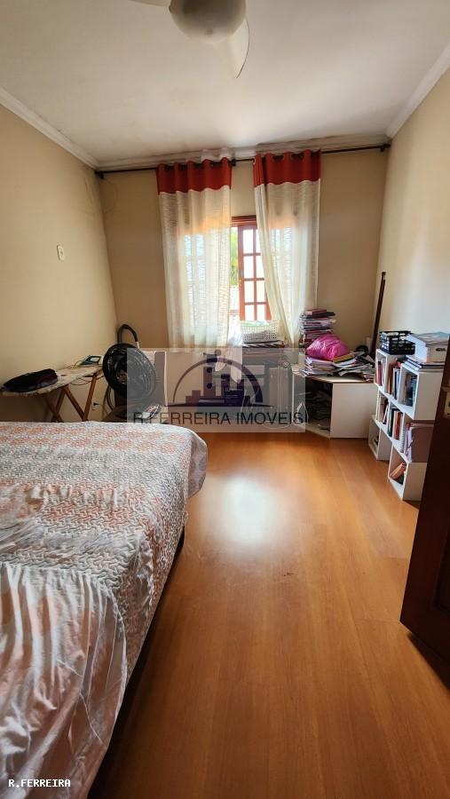 Casa de Condomínio para alugar com 4 quartos, 180m² - Foto 14