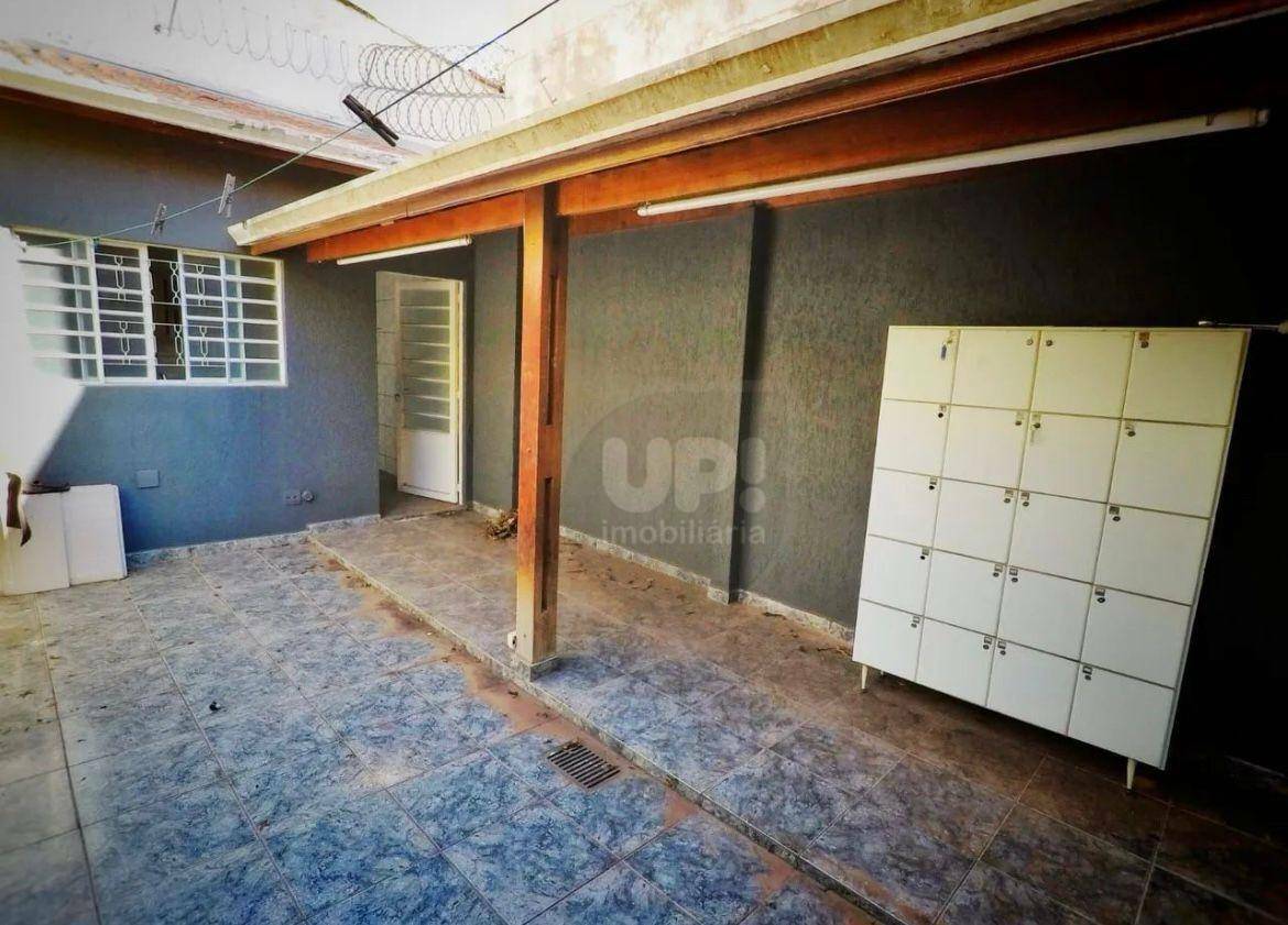 Casa à venda com 6 quartos, 189m² - Foto 8