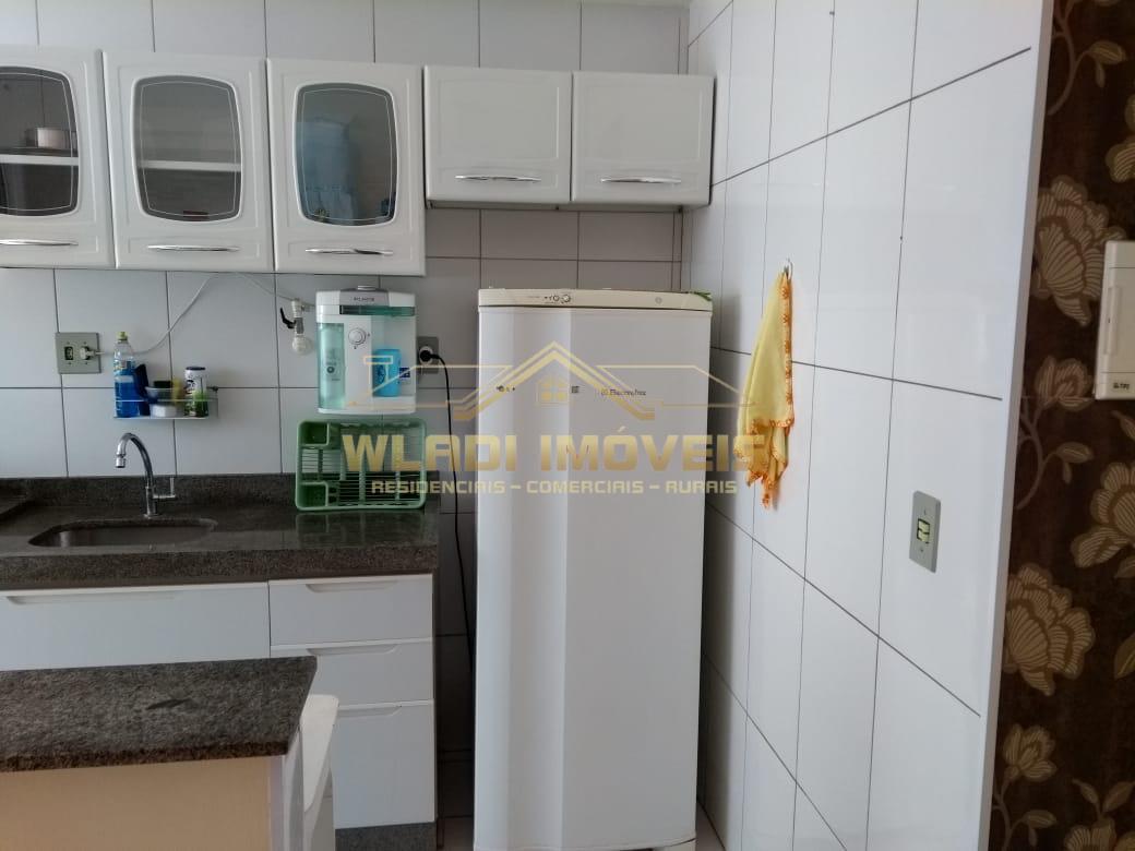 Apartamento à venda com 2 quartos, 49m² - Foto 10