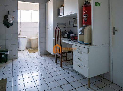 Apartamento à venda com 3 quartos, 100m² - Foto 8