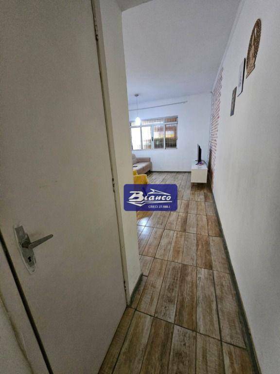 Sobrado à venda com 3 quartos, 100m² - Foto 5