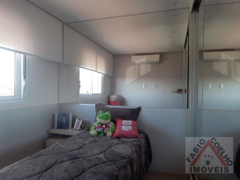 Sobrado à venda com 4 quartos, 240m² - Foto 17