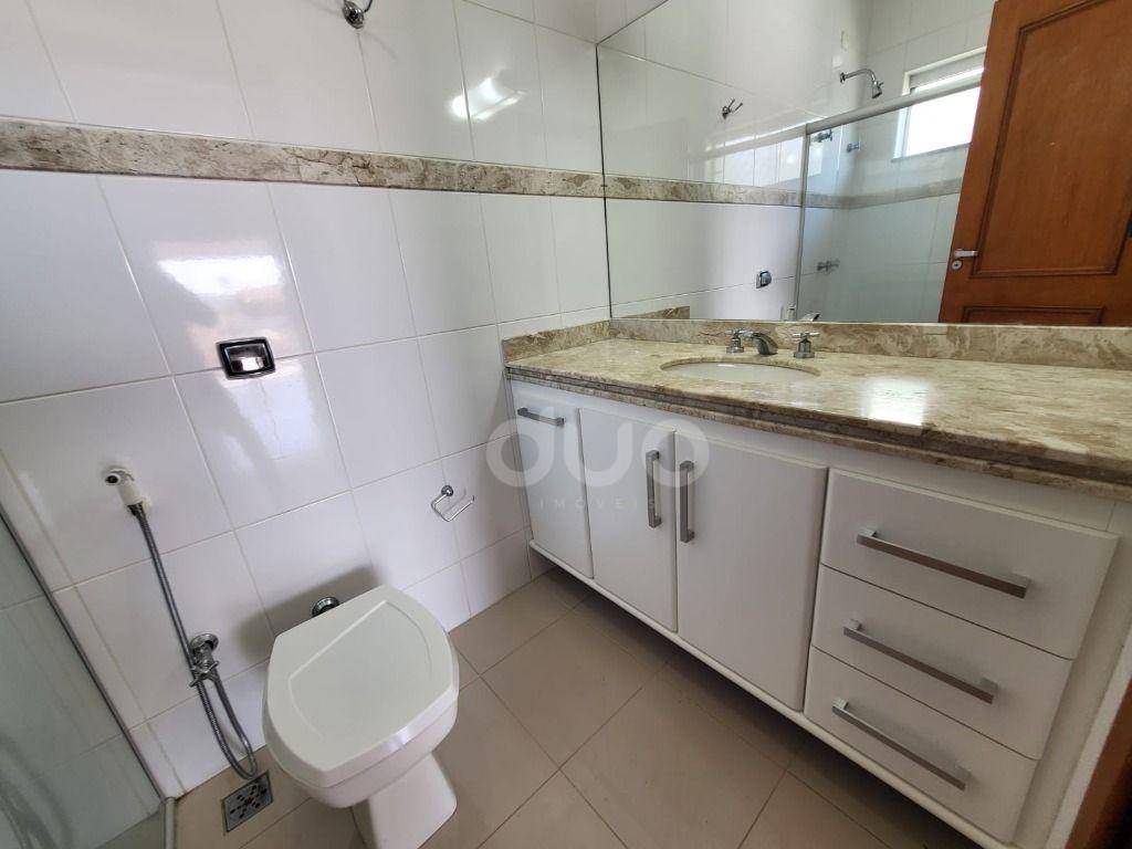 Casa de Condomínio para alugar com 4 quartos, 258m² - Foto 36