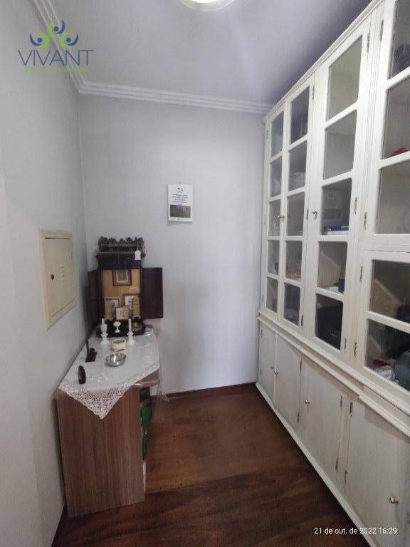 Apartamento à venda com 4 quartos, 256m² - Foto 9