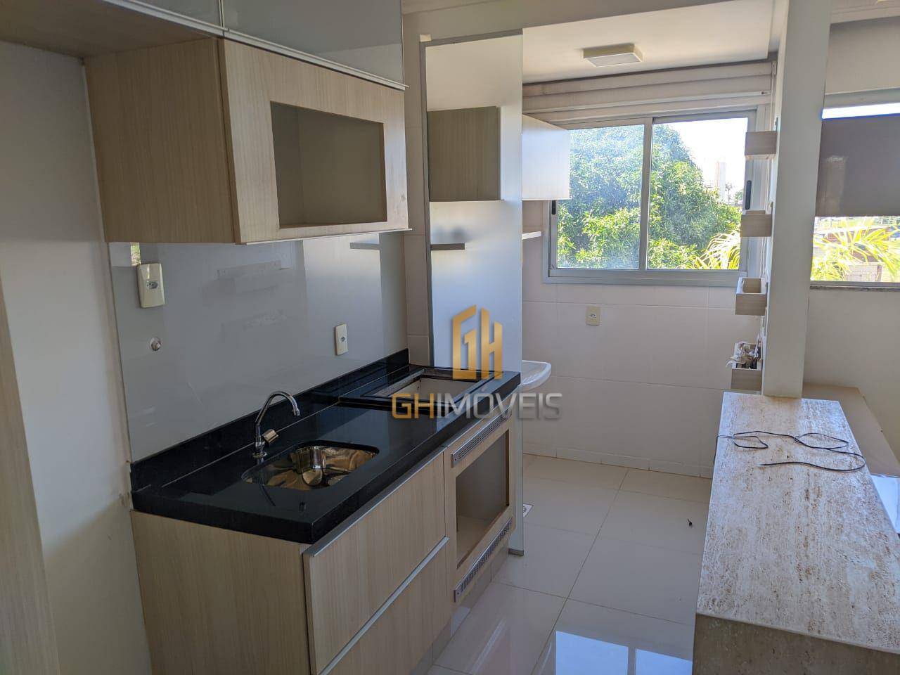 Apartamento à venda com 2 quartos, 57m² - Foto 3