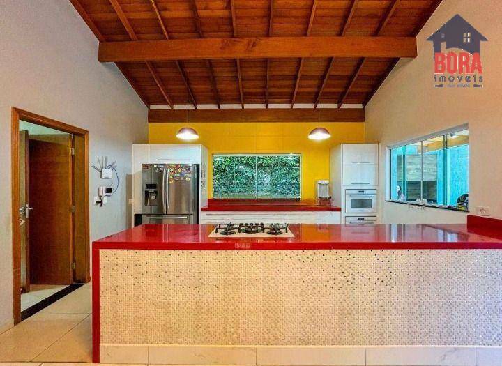 Casa à venda e aluguel com 4 quartos, 300m² - Foto 25