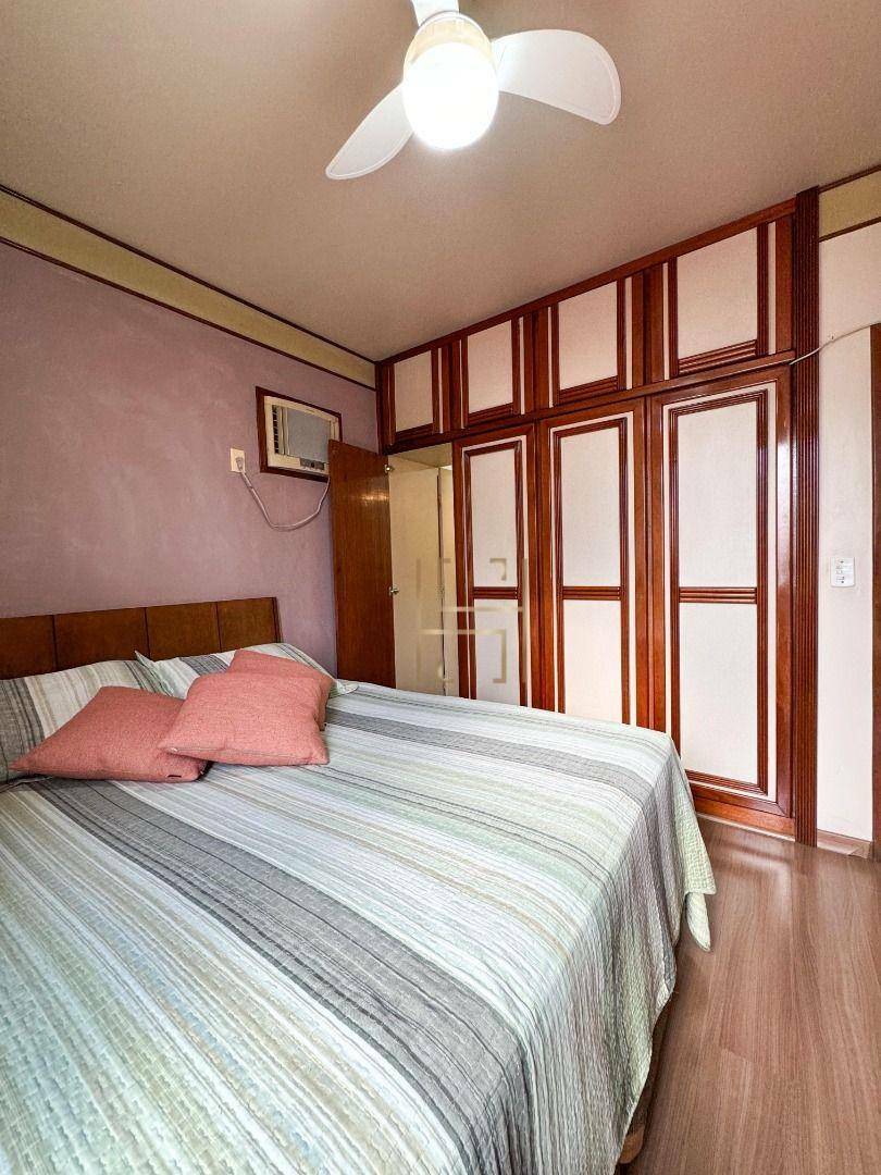 Apartamento à venda com 3 quartos, 98m² - Foto 12