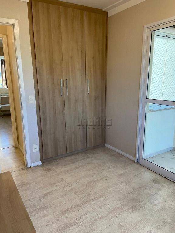 Apartamento para alugar com 3 quartos, 139m² - Foto 15