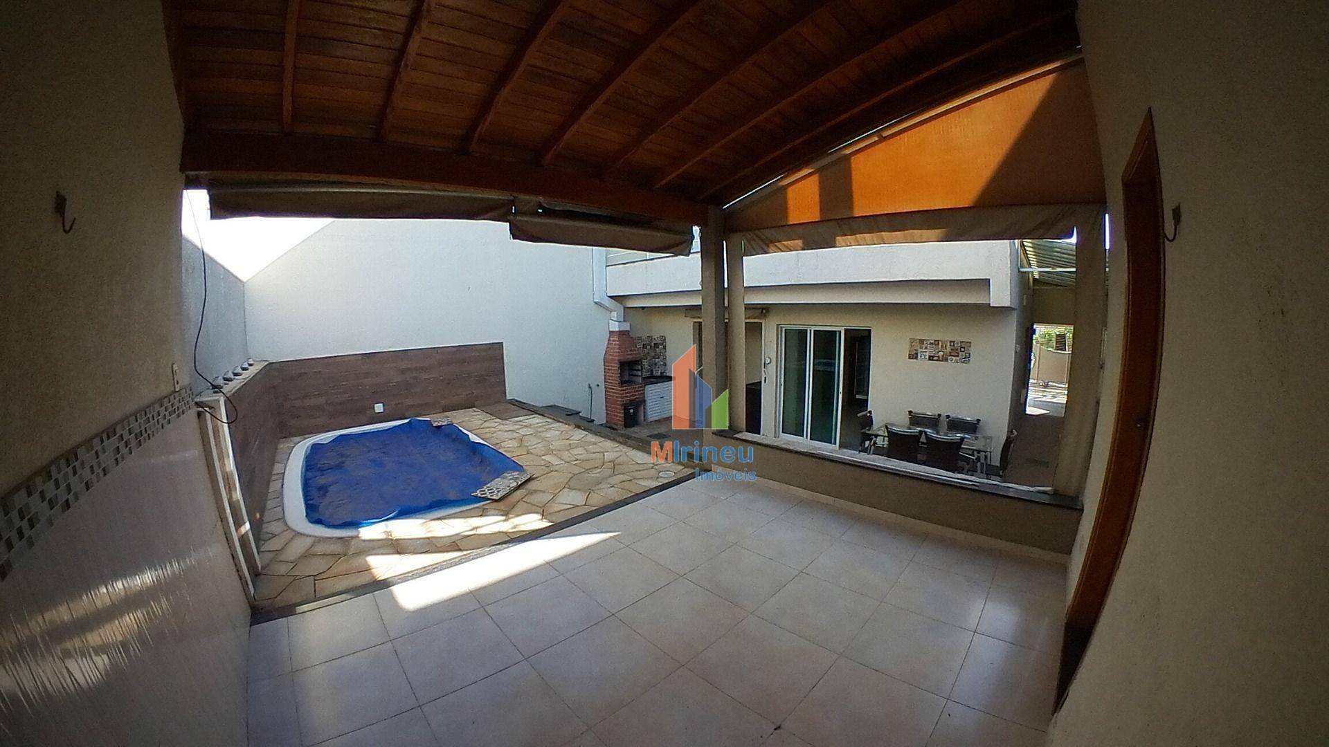 Casa de Condomínio à venda com 4 quartos, 205m² - Foto 31