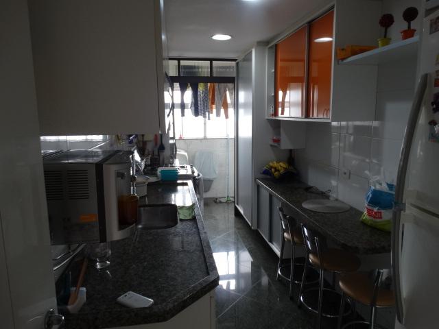 Apartamento à venda com 2 quartos, 58m² - Foto 12