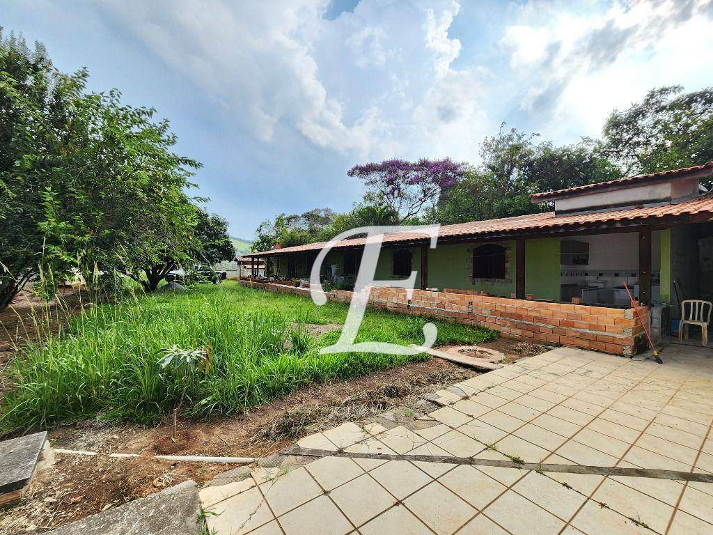 Chácara à venda com 3 quartos, 282m² - Foto 20