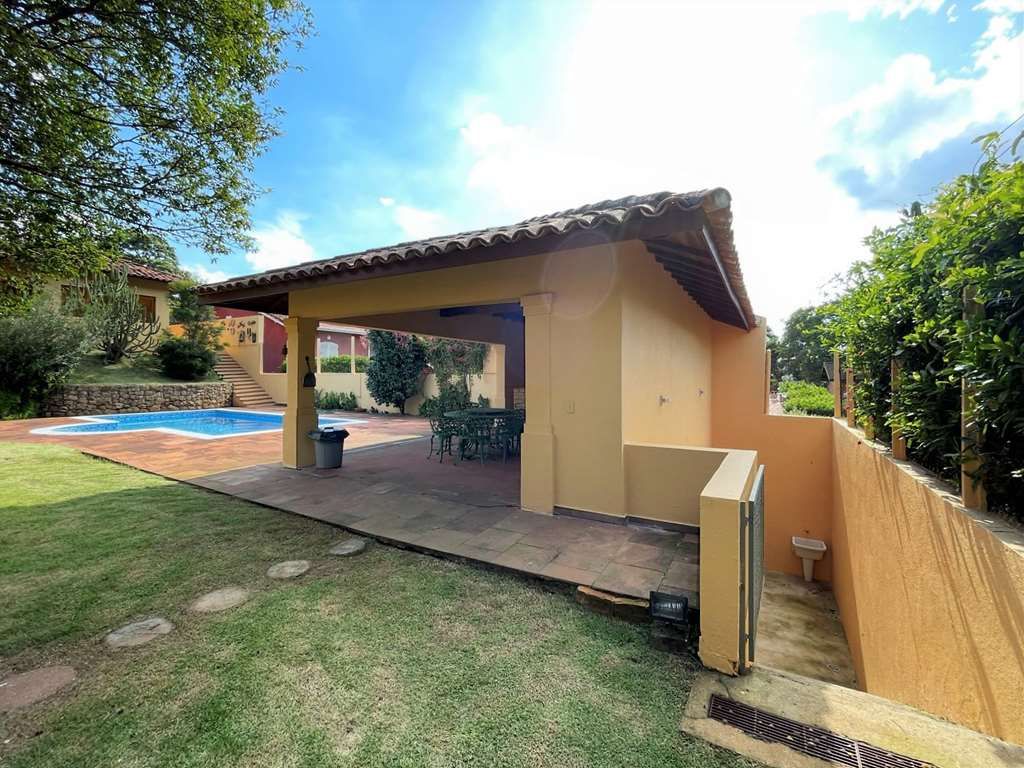 Casa de Condomínio à venda com 4 quartos, 586m² - Foto 49