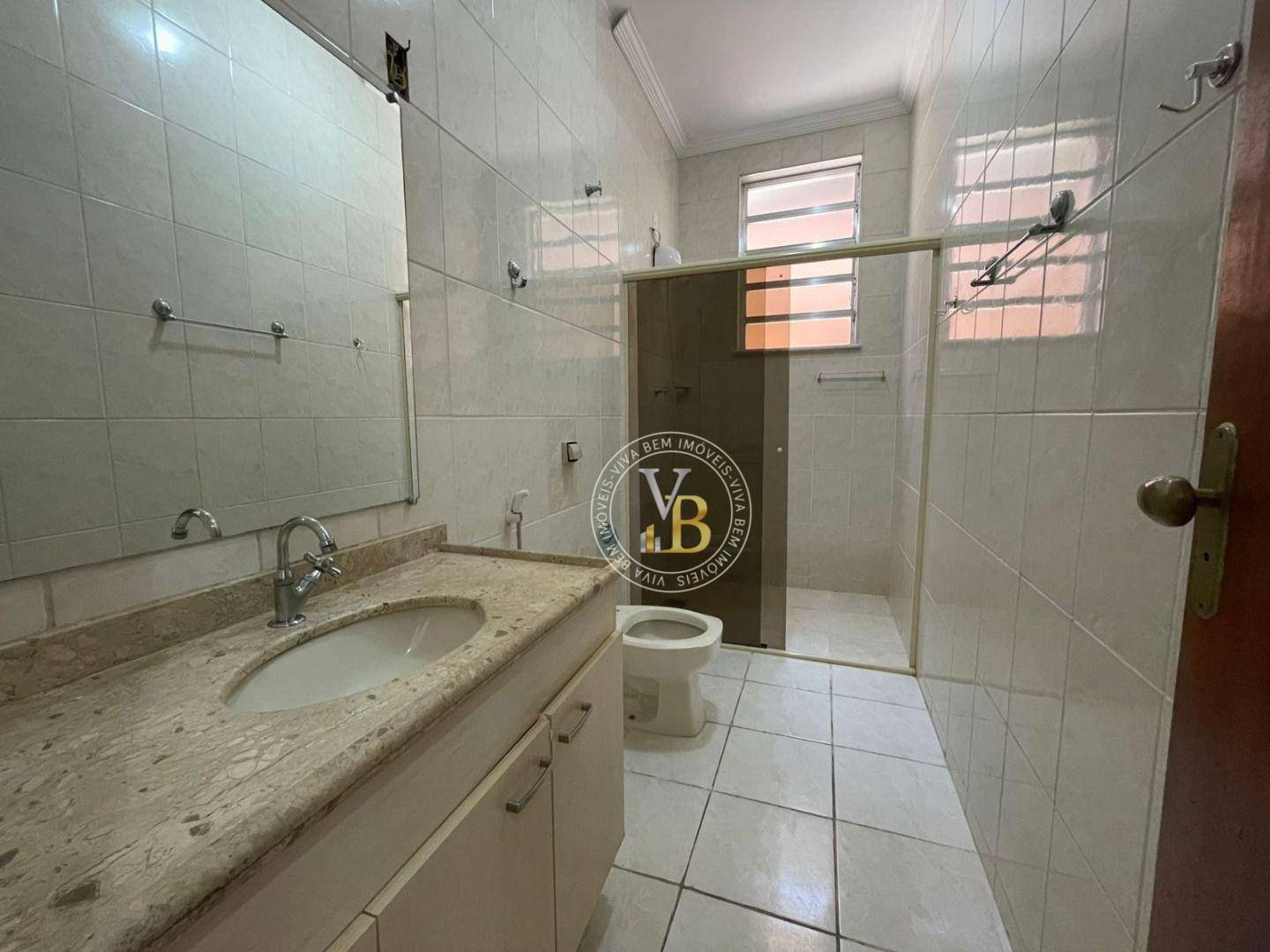 Casa à venda com 3 quartos, 360m² - Foto 22