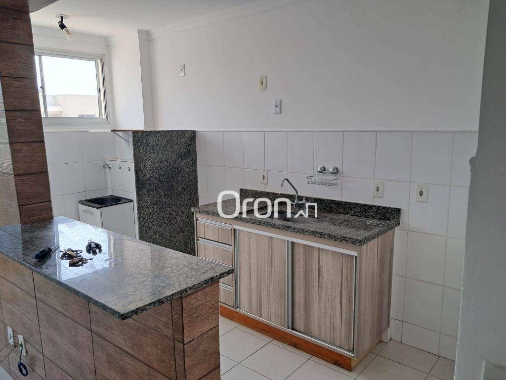 Apartamento à venda com 3 quartos, 74m² - Foto 3