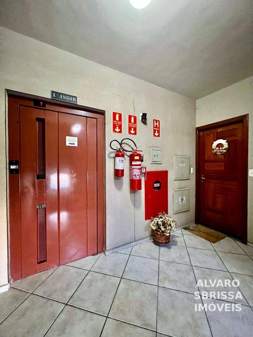 Apartamento à venda com 3 quartos, 76m² - Foto 37