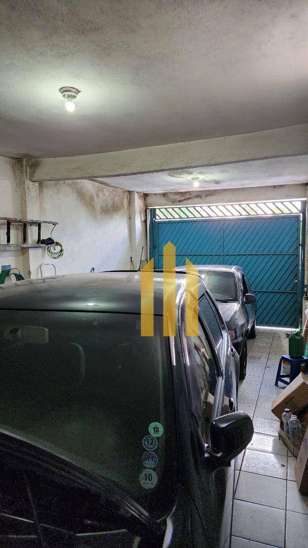 Sobrado à venda e aluguel com 3 quartos, 180m² - Foto 6