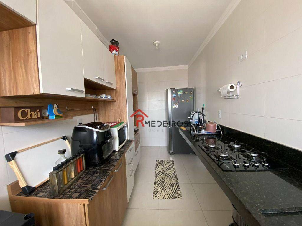 Apartamento à venda com 2 quartos, 70m² - Foto 12