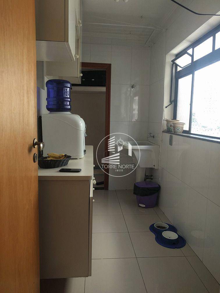 Apartamento à venda com 3 quartos, 125m² - Foto 13