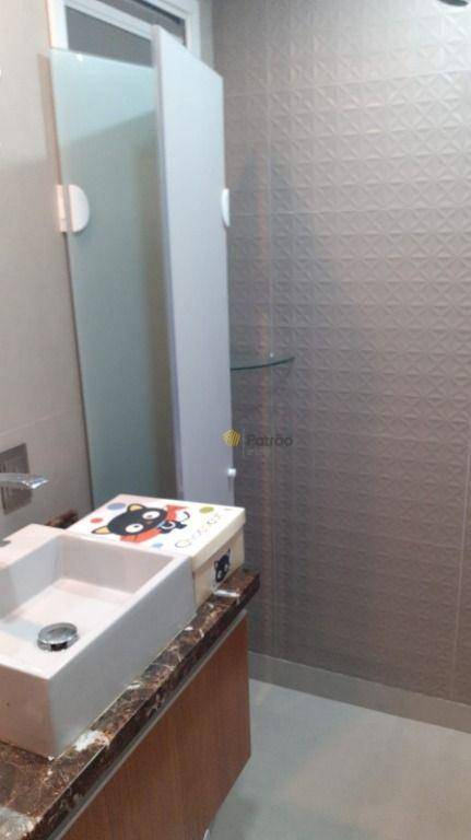 Apartamento à venda com 3 quartos, 83m² - Foto 22