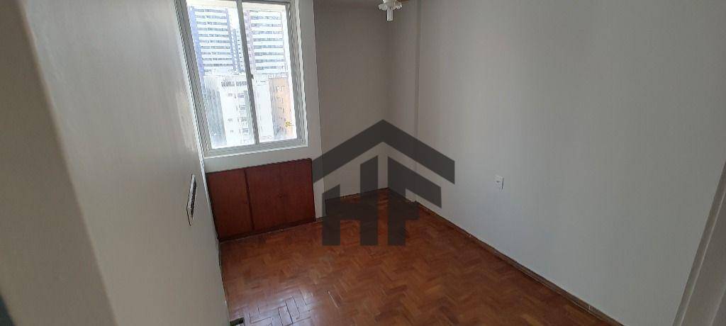 Apartamento à venda com 2 quartos, 77m² - Foto 8