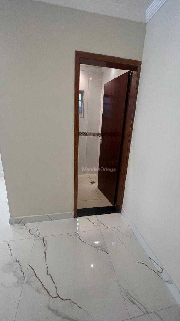 Casa à venda com 3 quartos, 136m² - Foto 8