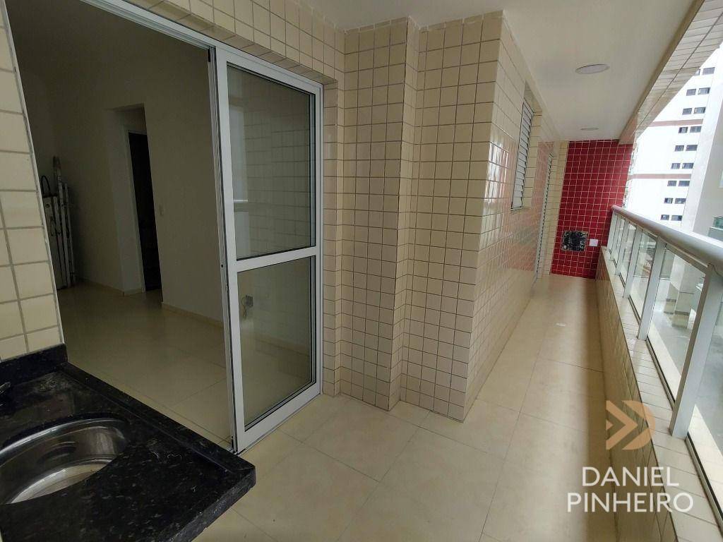 Apartamento à venda com 2 quartos, 64m² - Foto 4