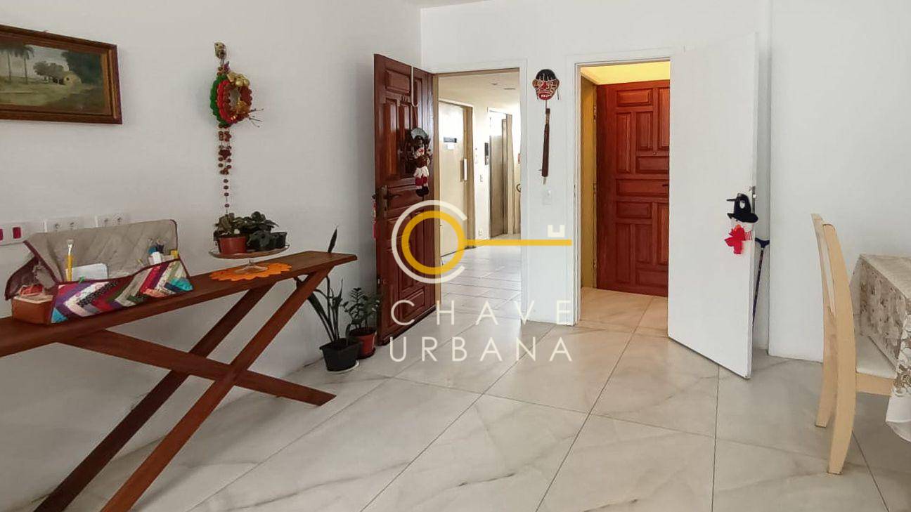 Apartamento à venda com 2 quartos, 80m² - Foto 9